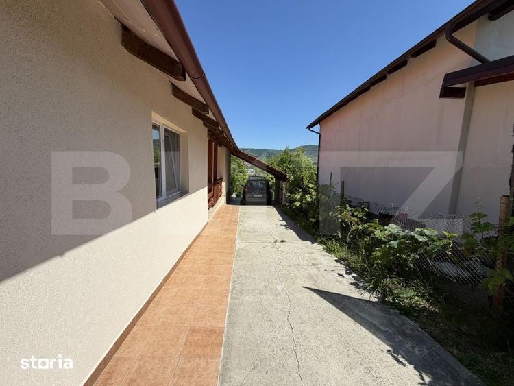 Casă cu 4 camere cu Teren 800 Mp în Central
