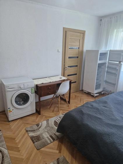 Garsonieră semidecomandată în Central