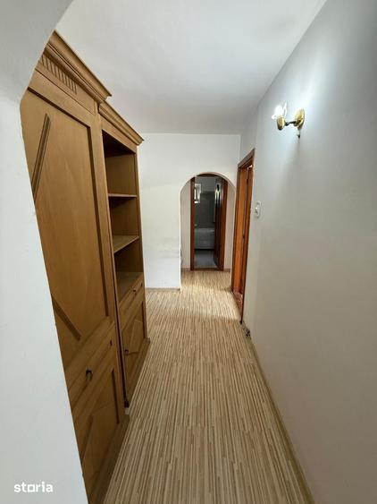 Apartament cu 4 camere decomandat în Obcini