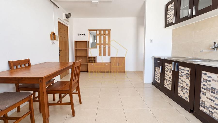 Apartament cu 2 camere semidecomandat, mobilat în Lipovei