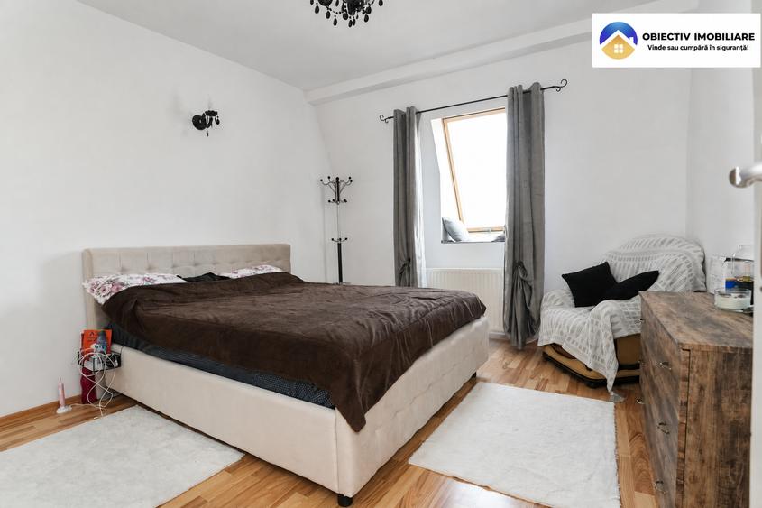 Apartament cu 3 camere semidecomandat în Central