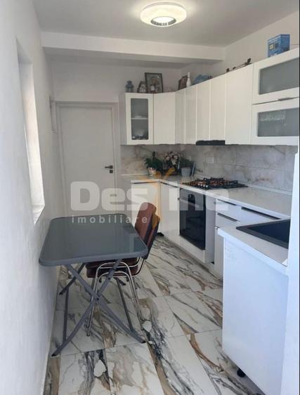 Casă cu 3 camere cu Canalizare în Podiș Beldiman