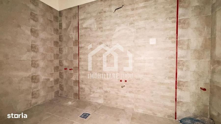 Apartament cu 3 camere în Juc-Herghelie