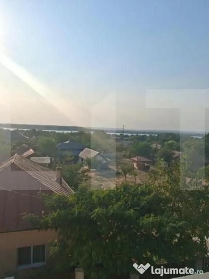 Casă cu 5 camere cu Teren 1300 Mp în Cherleștii din Deal