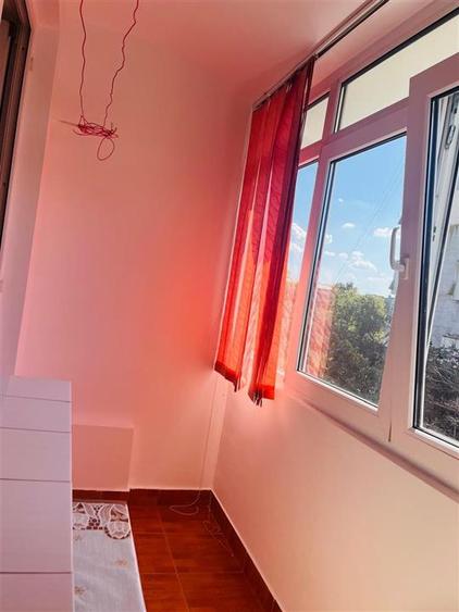 Apartament cu 2 camere semidecomandat, mobilat în Brazda lui Novac