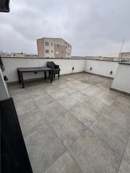 Apartament cu 2 camere decomandat în Popoveni