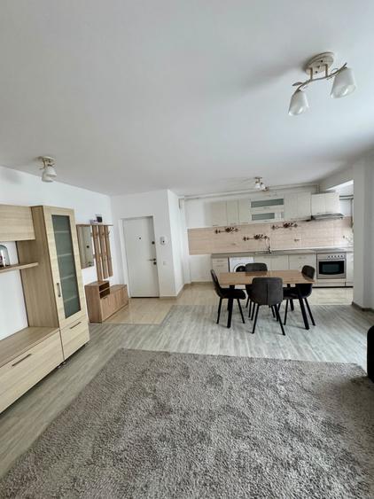 Apartament cu 2 camere , etaj 1, parcare , zona Terra - 10
