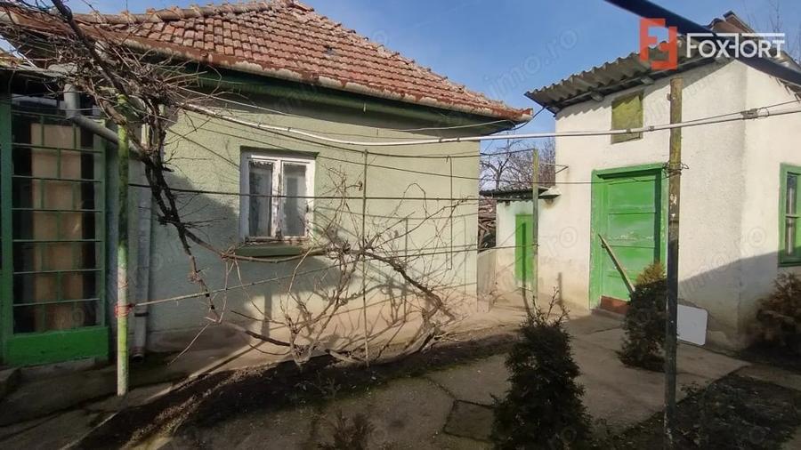 Casă cu 4 camere cu Teren 1390 Mp în Calea Urseni