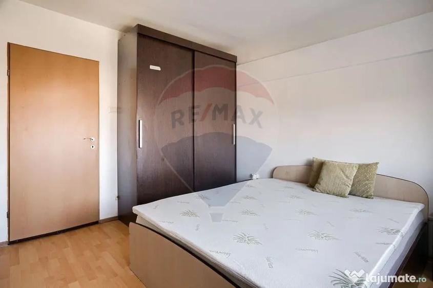 Apartament cu 3 camere decomandat în Aurel Vlaicu