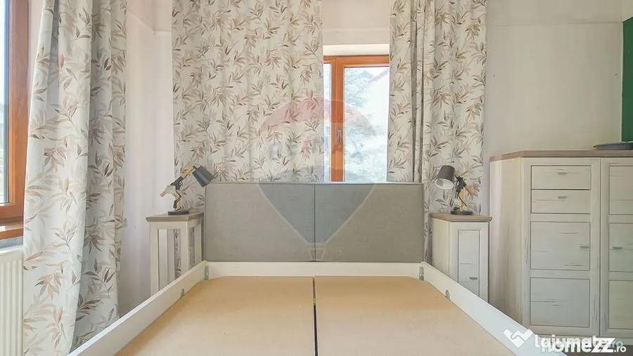 Casă cu 3 camere cu Teren 700 Mp în Central