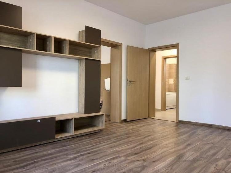 Apartament cu 2 camere decomandat, mobilat în Bălcescu