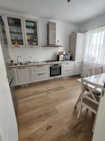 Casă cu Teren 290 Mp în Giroc