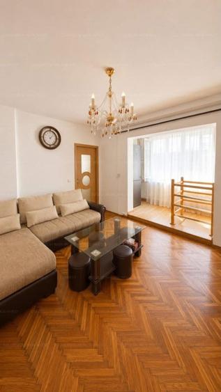 Casă cu 4 camere cu Teren 723 Mp în Central