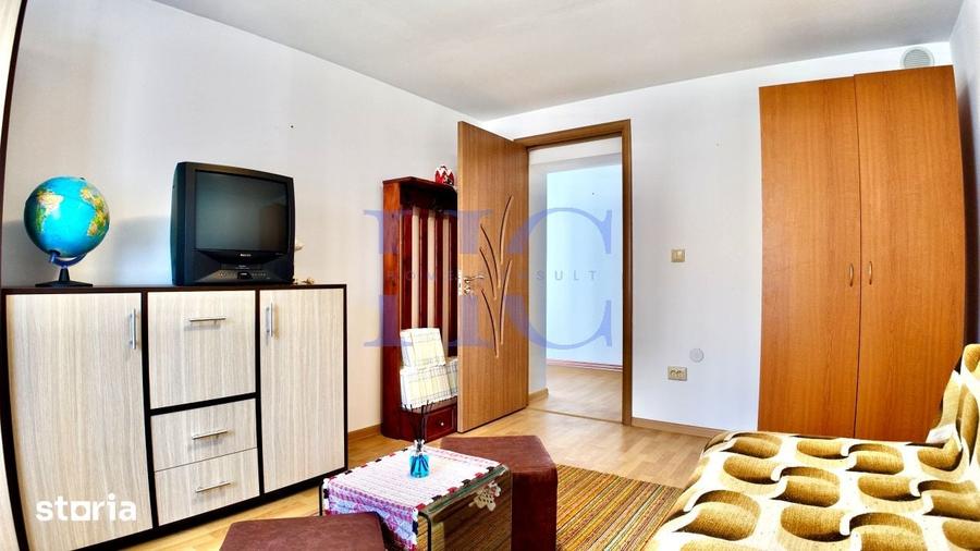 Casă cu 4 camere cu Teren 1622 Mp în Central