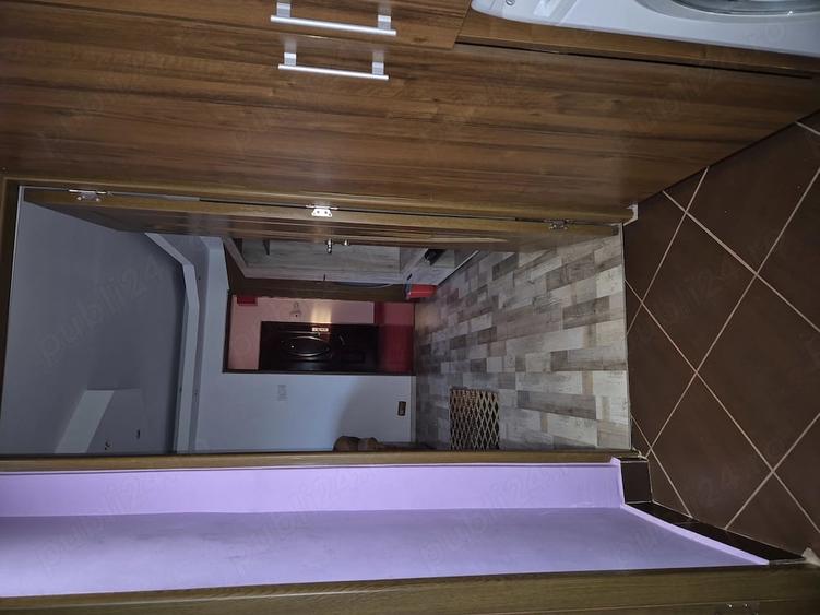 Apartament cu 2 camere semidecomandat în Broșteni