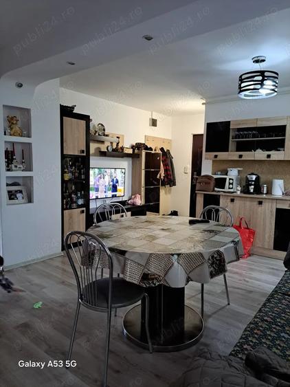 Apartament cu 3 camere decomandat în Tudor Vladimirescu