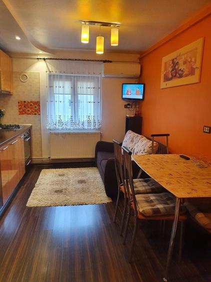 Apartament cu 2 camere decomandat în Scriitorilor