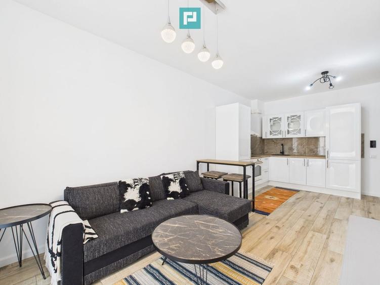 Apartament cu 2 camere semidecomandat, mobilat în Torontalului
