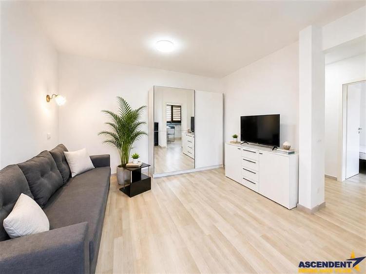 Apartament cu 2 camere decomandat, mobilat în Sânpetru