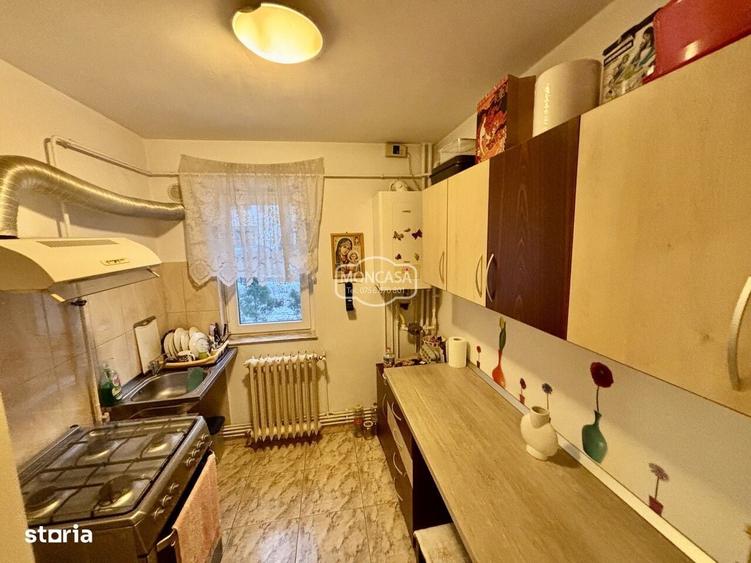 Spațiu comercial, de 85 mp, în Central