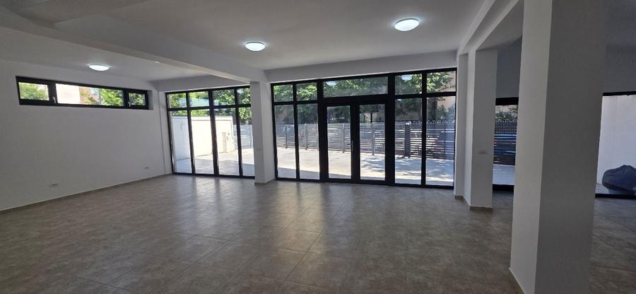 Salajan spatiu comercial 350 mp de inchiriat - 1