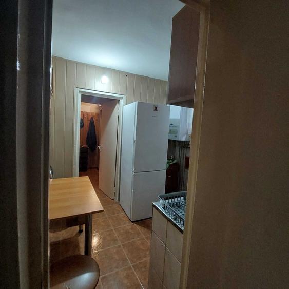 Apartament cu 2 camere decomandat în Războieni