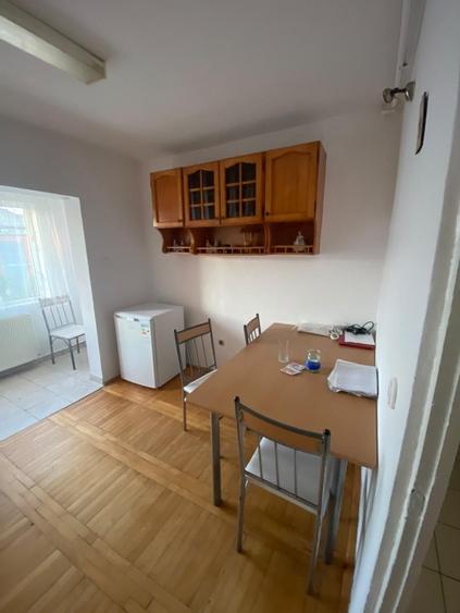 Apartament cu 2 camere decomandat în Exterior Vest