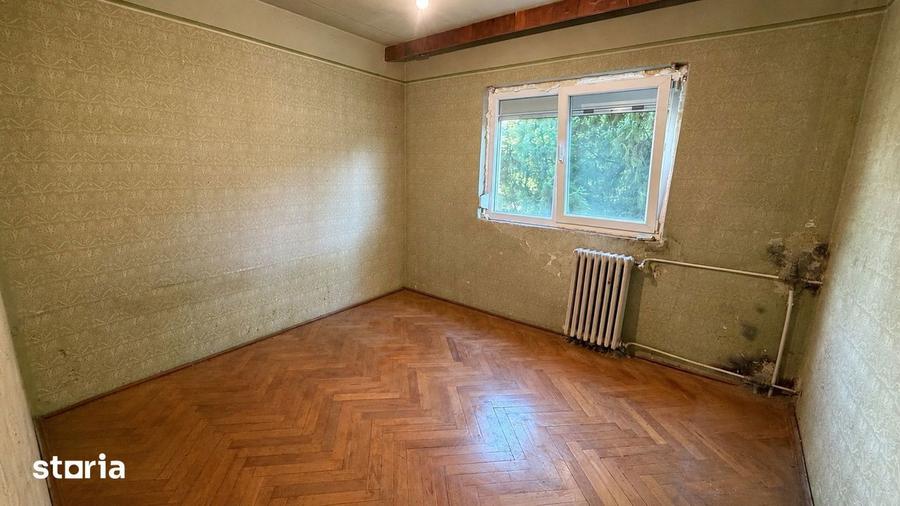Apartament cu 3 camere decomandat în Șagului