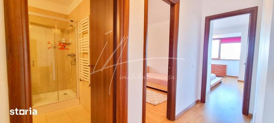 Apartament cu 3 camere semidecomandat în Băneasa