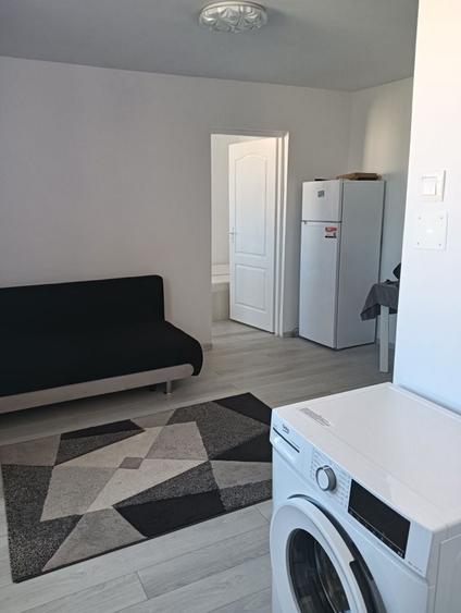 Apartament cu 2 camere decomandat în Micro 1