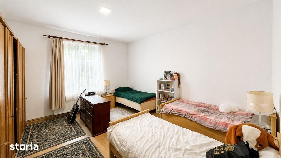 Apartament cu 4 camere în Odobescu