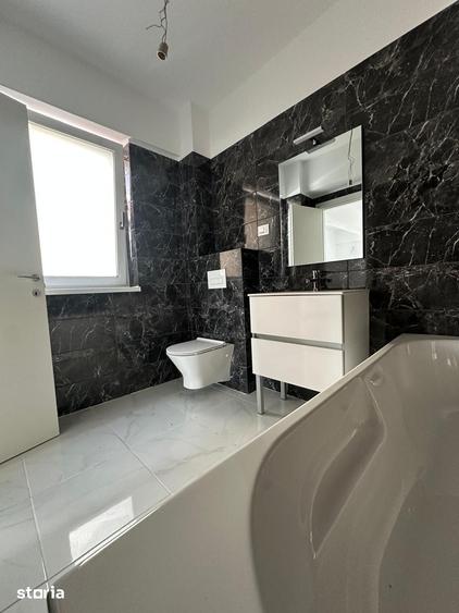 Apartament cu 3 camere decomandat în Frumoasa