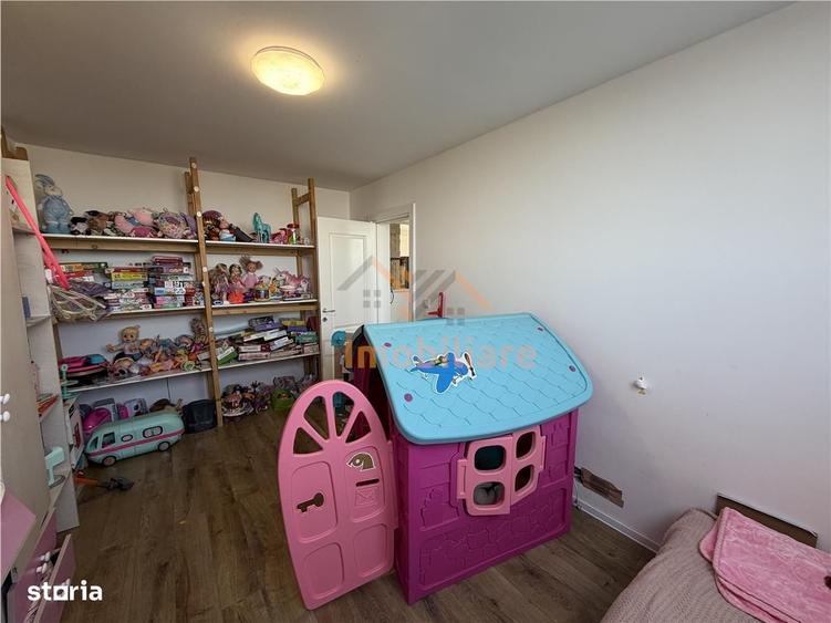 Apartament cu 3 camere în Rogerius