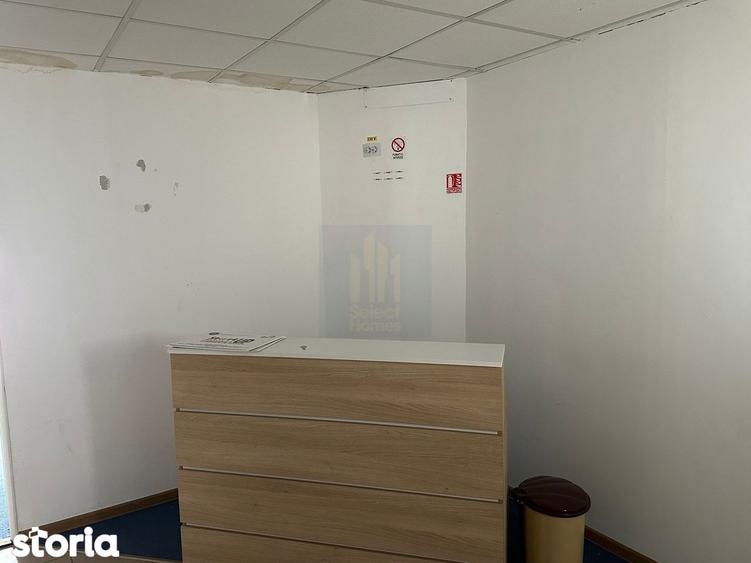 Casă cu 10 camere cu Canalizare în Crângași