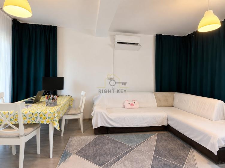 Duplex cu 6 camere cu Canalizare în Domnești