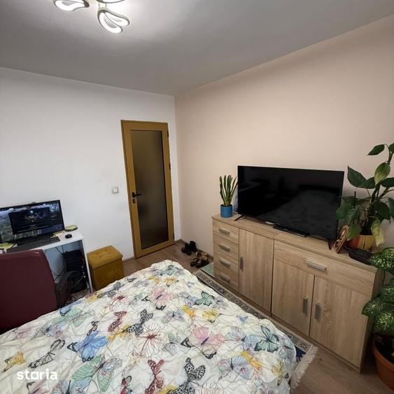 Apartament cu 3 camere în Săsar