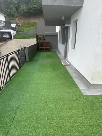 Apartament cu 2 camere decomandat, mobilat în Florești