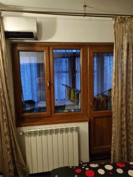 Apartament cu 3 camere decomandat, mobilat în Podu Roș