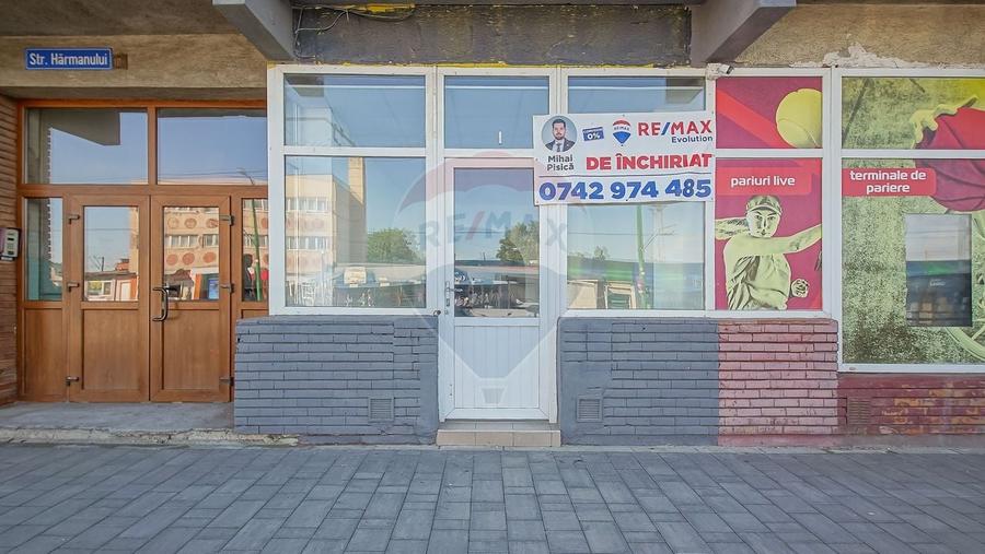 Spațiu comercial, de 65 mp, în Hărmanului