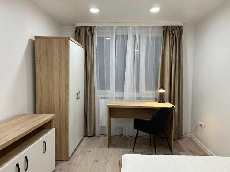 Apartament cu 2 camere decomandat în Cornișa