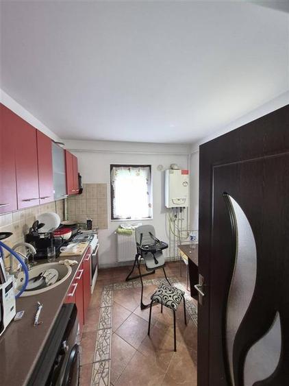 Apartament cu 3 camere decomandat în Valea Lupului