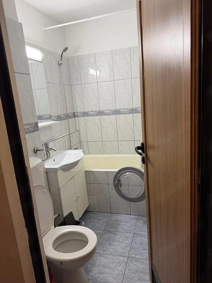 Garsonieră decomandată în Drumul Taberei