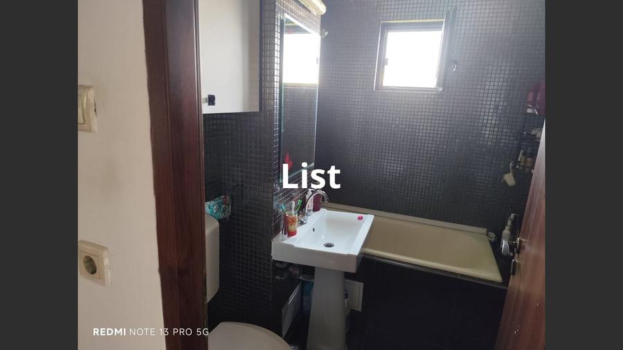 Apartament cu 4 camere decomandat, mobilat în Albert