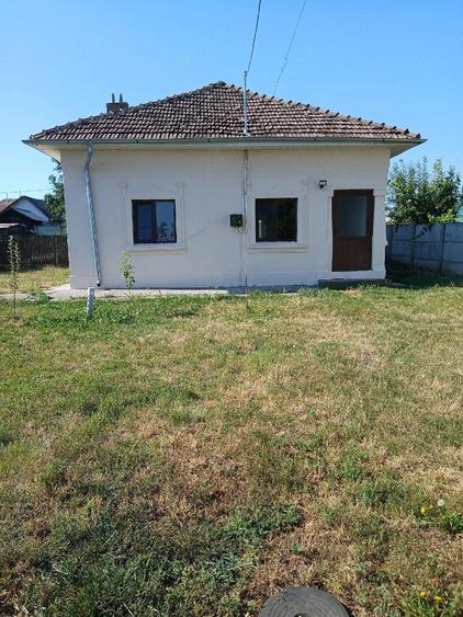 Casă cu Teren 820 Mp în Vlădila