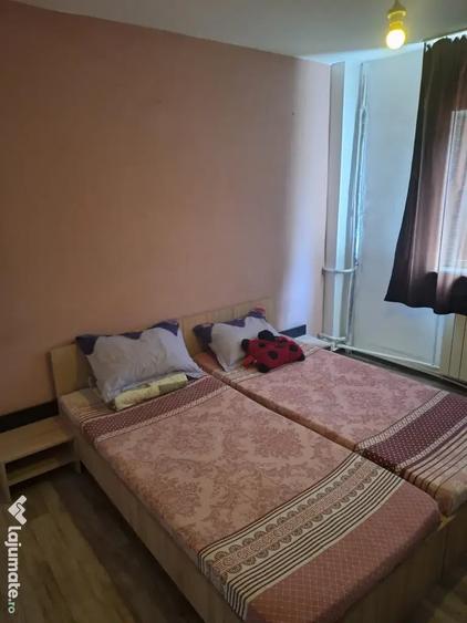 Apartament cu 2 camere decomandat în Piața Nouă