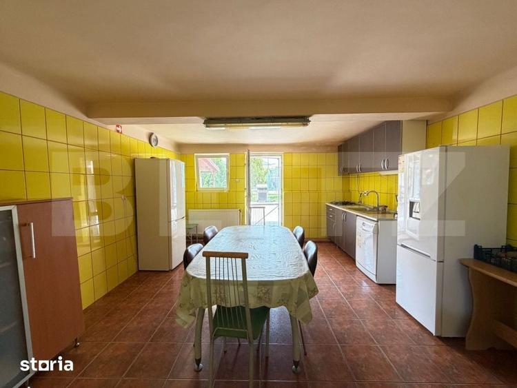 Casa individuala - 9 camere, 369 mp, 868 mp teren, zona Micro 1 - 16