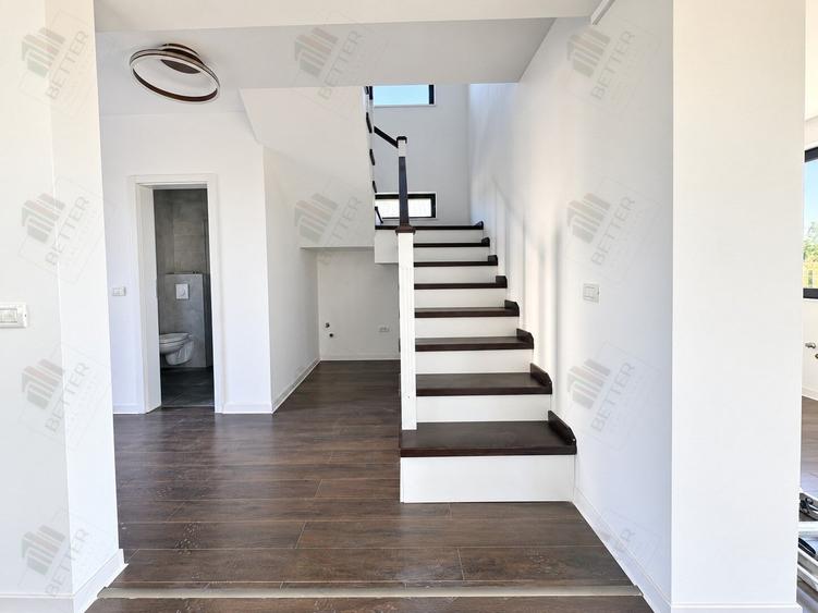 Casă individuală cu 4 camere cu Teren 350 Mp în Berceni
