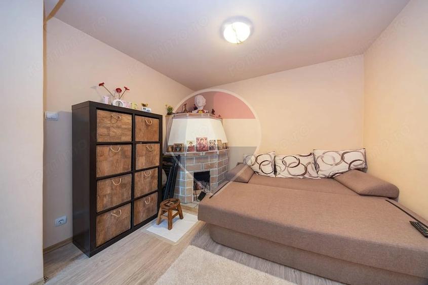Casă cu Teren 214 Mp în Central