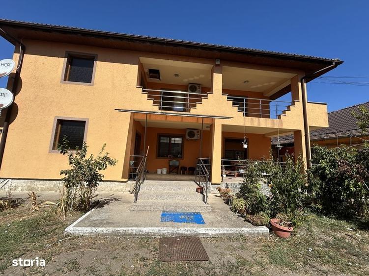 Casă cu 4 camere decomandat cu Teren 1812 Mp în Zădăreni