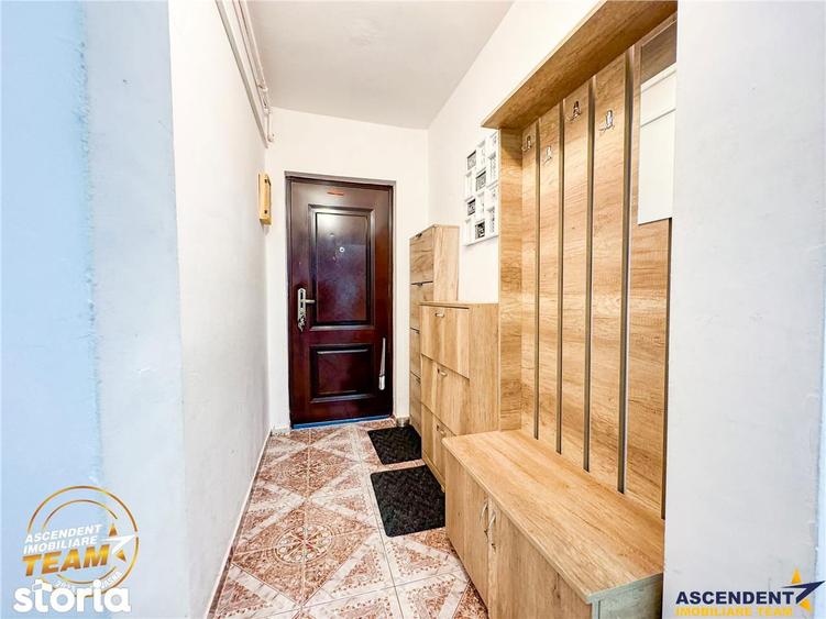 Apartament cu 3 camere, mobilat în Gării